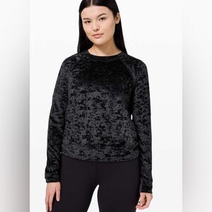 Lululemon Warm Down Crew *Crushed Velvet
Black